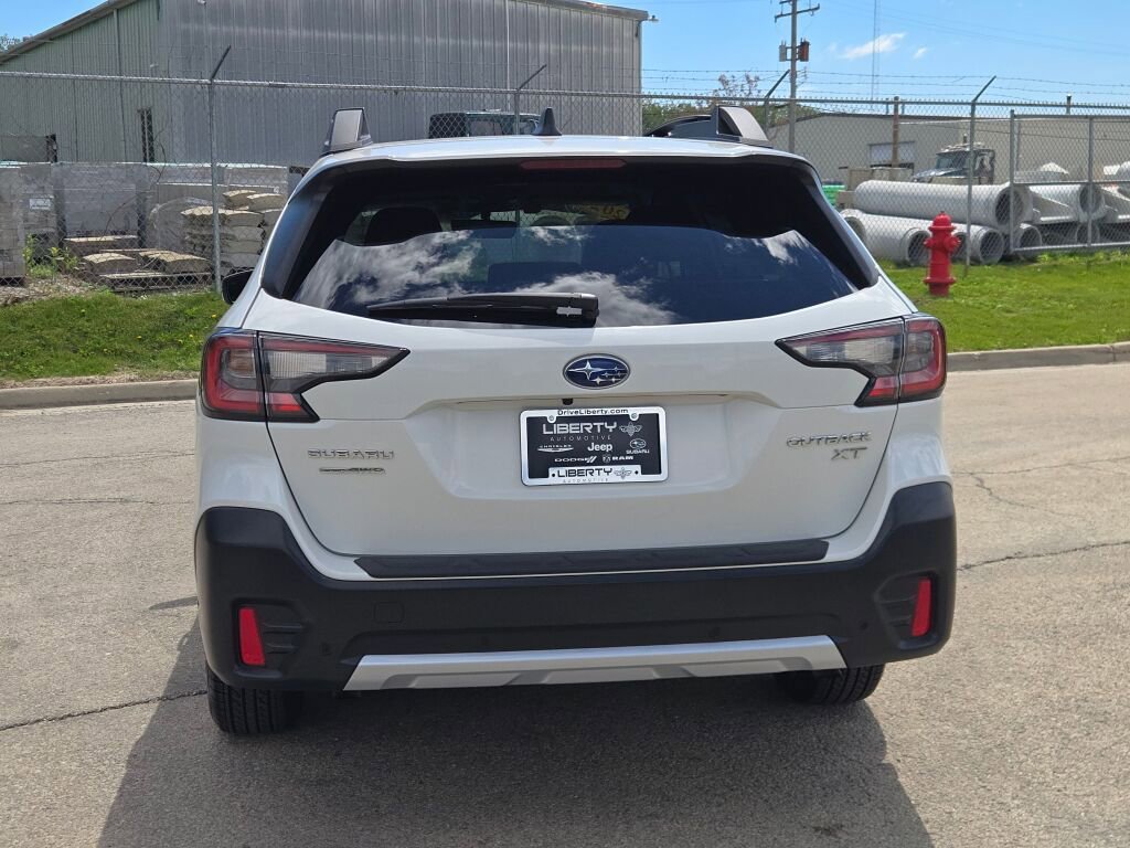 Used 2020 Subaru Outback Limited XT AWD/4WD image 13