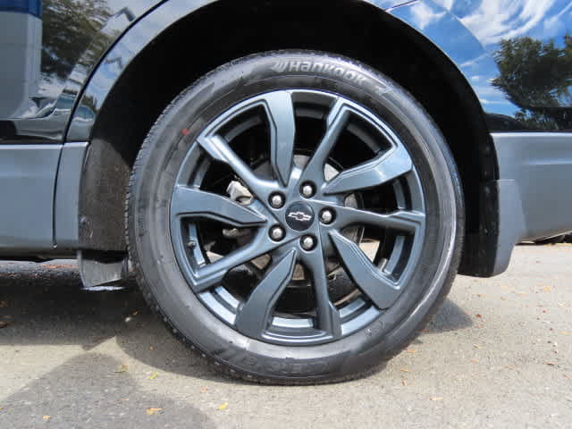 Used 2023 Chevrolet Equinox RS w/ RS Leather Package AWD/4WD image 10