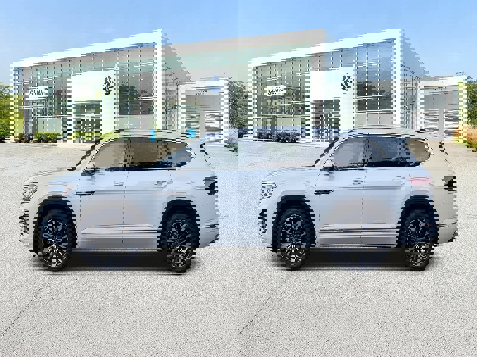 New 2026 Volkswagen Atlas SEL Premium R-Line image 2