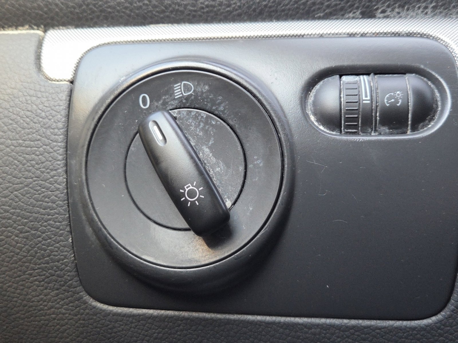 Used 2008 Volkswagen Jetta SE image 29