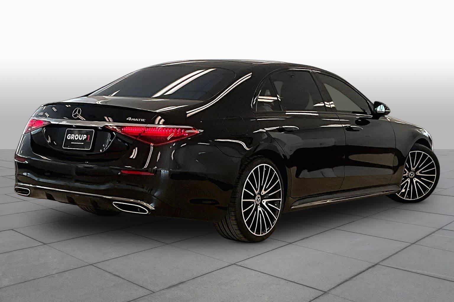 Used 2024 Mercedes-Benz S 580 4MATIC Sedan image 12