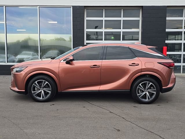 Used 2023 Lexus RX 350 w/ Cold Area Package image 4