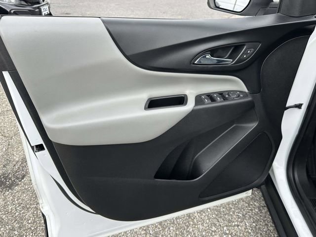 Used 2018 Chevrolet Equinox LT image 16