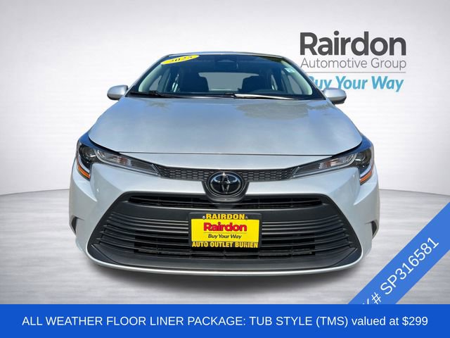 Used 2025 Toyota Corolla LE image 2