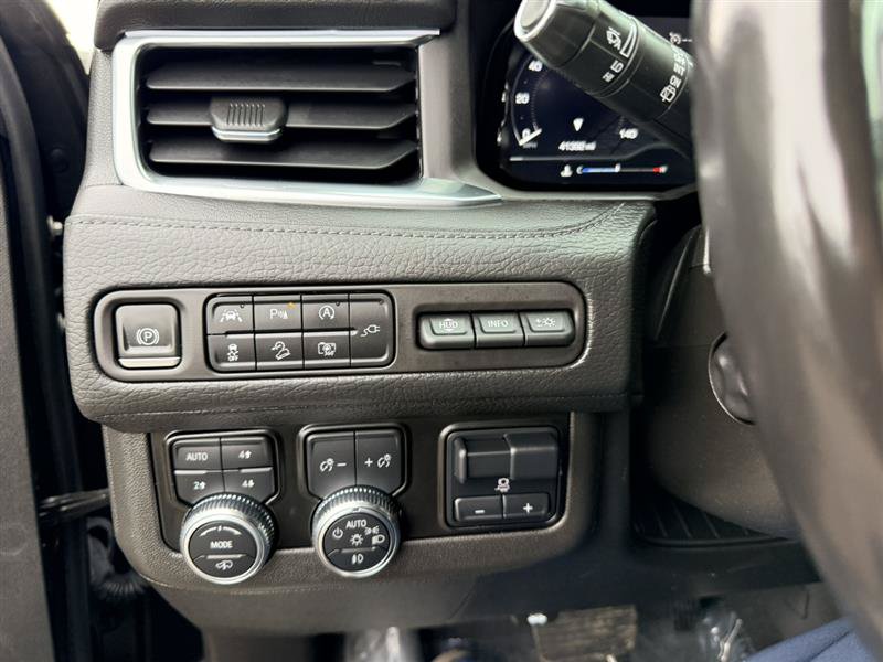 Used 2022 GMC Yukon XL Denali w/ Max Trailering Package AWD/4WD image 38