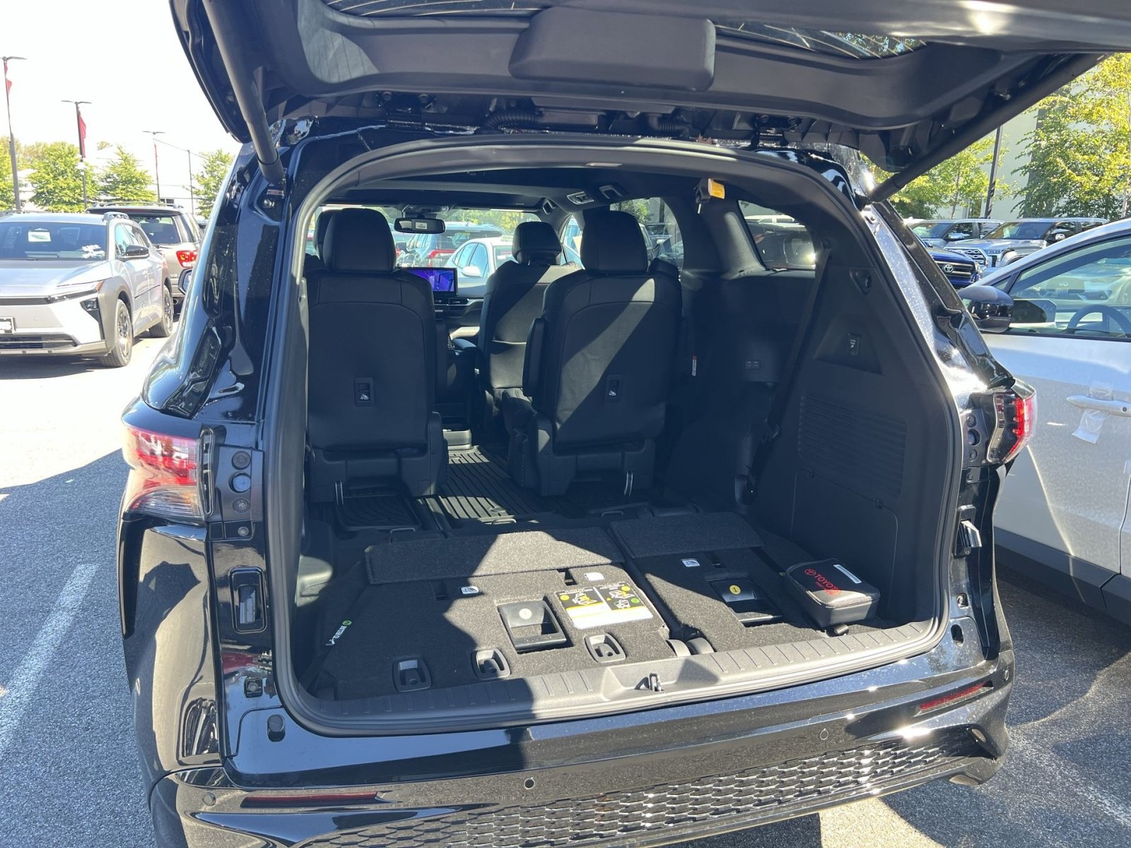 New 2026 Toyota Sienna XSE AWD/4WD image 20