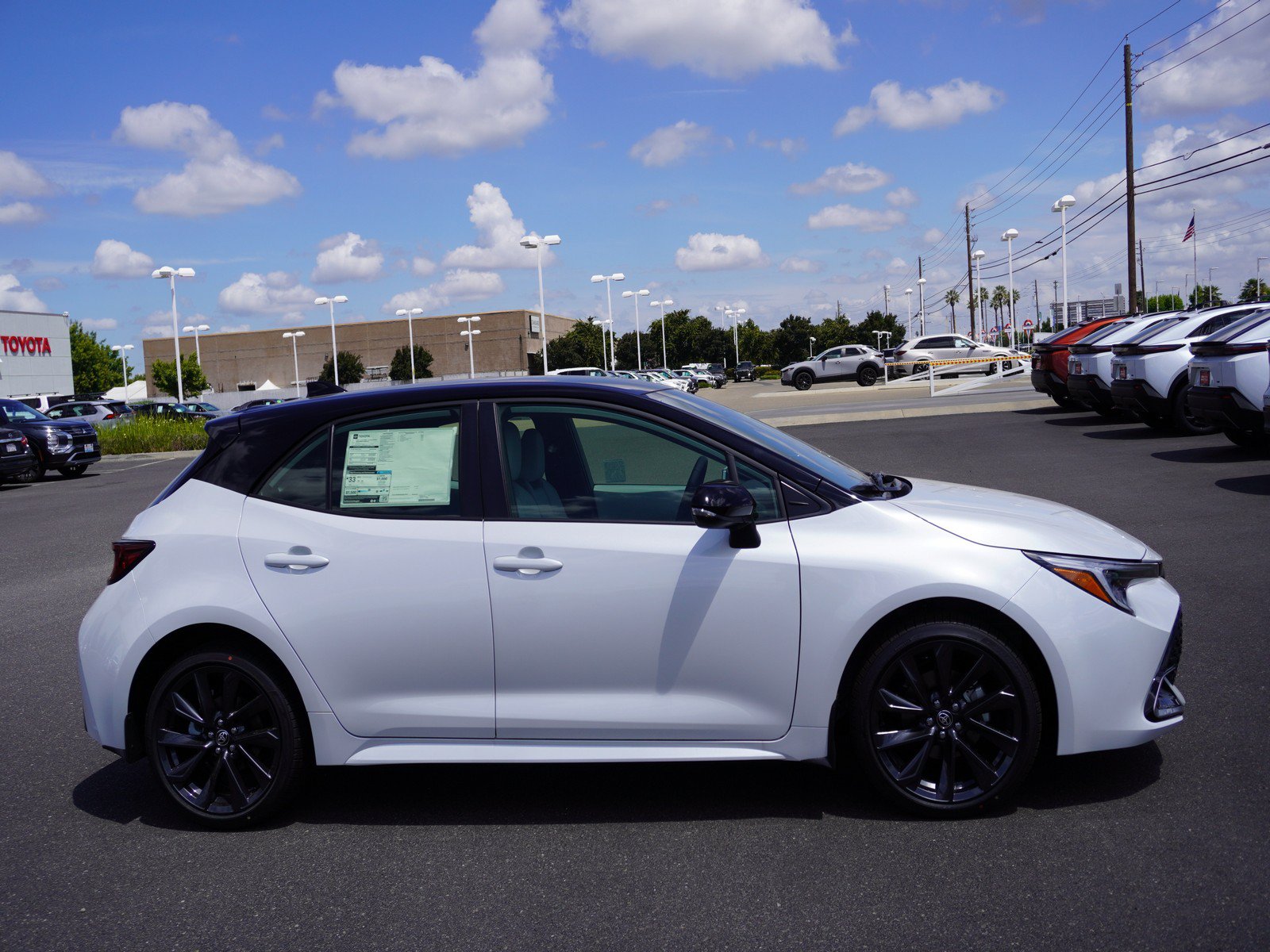 New 2026 Toyota Corolla XSE FWD image 4
