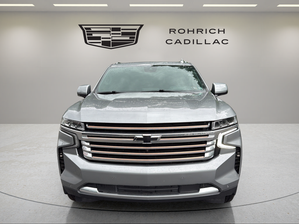 Used 2023 Chevrolet Suburban High Country w/ Premium Package 2 AWD/4WD image 2