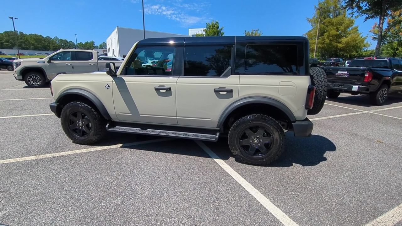 Used 2025 Ford Bronco Outer Banks AWD/4WD image 6