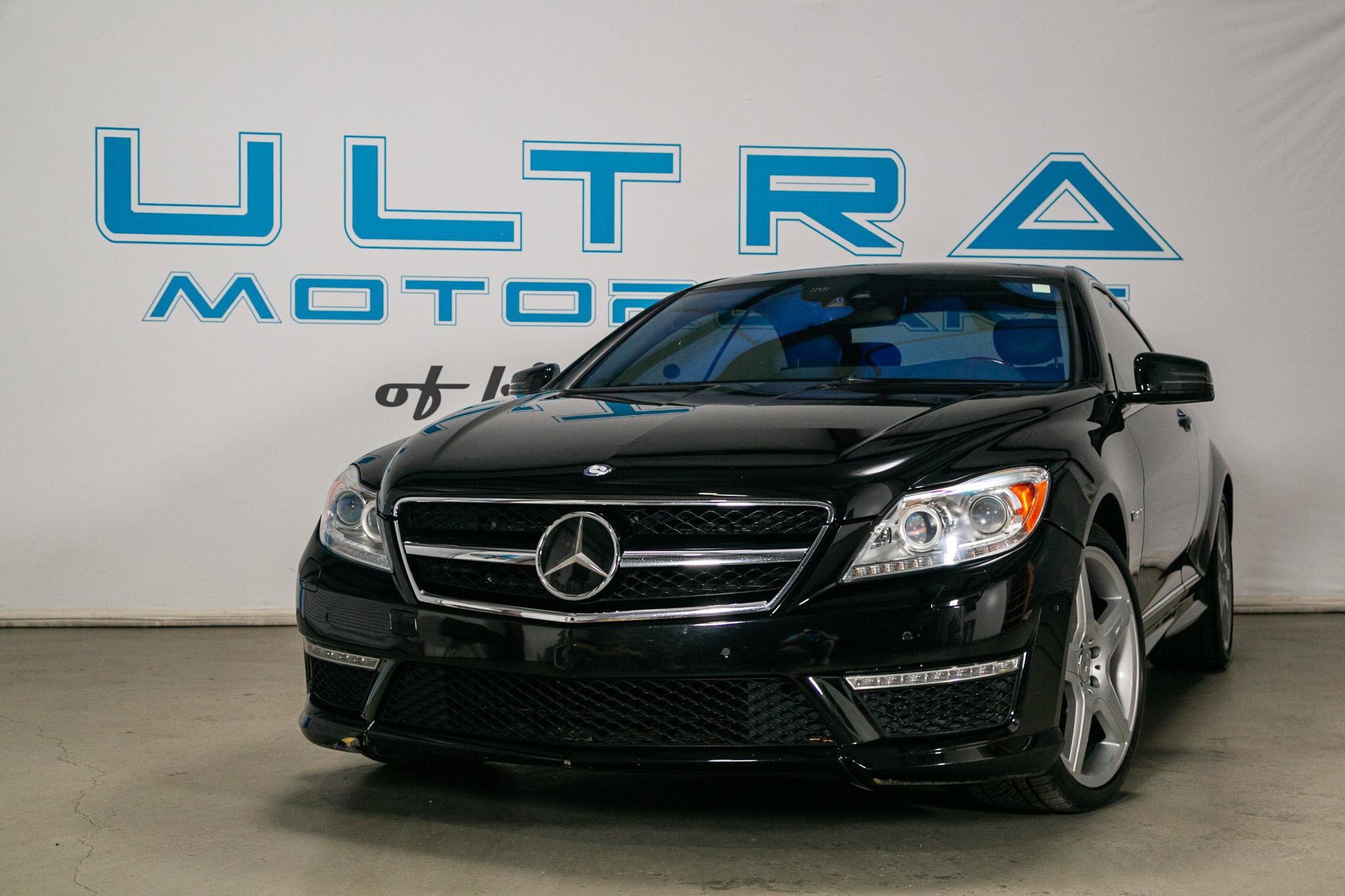 Used 2012 Mercedes-Benz CL 63 AMG image 3