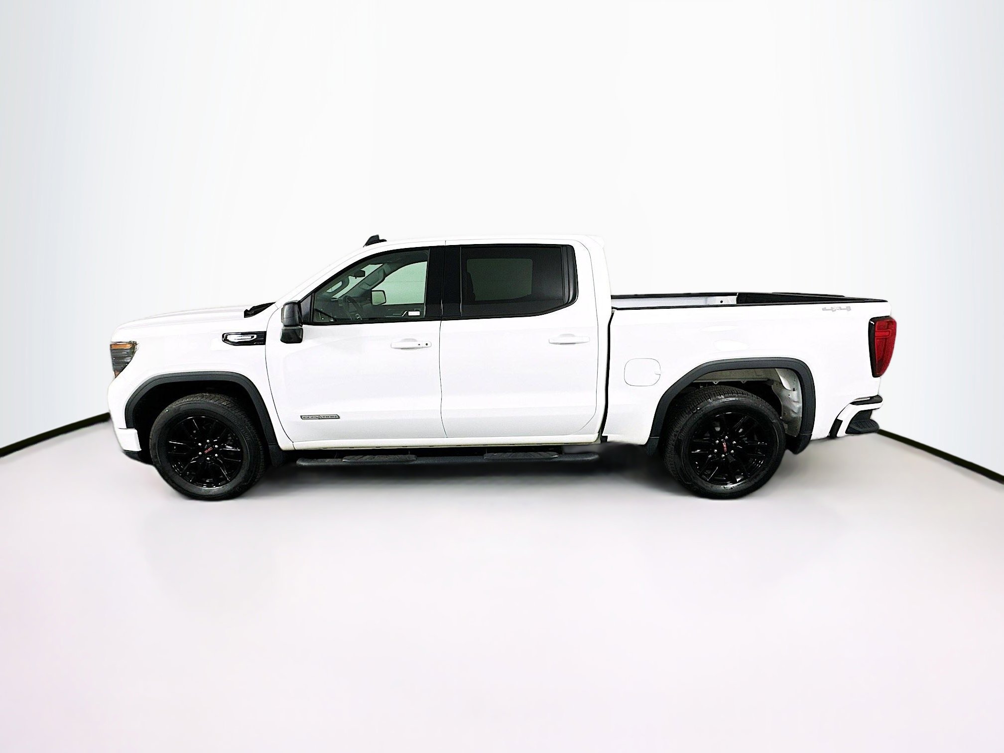 Used 2024 GMC Sierra 1500 Elevation image 4