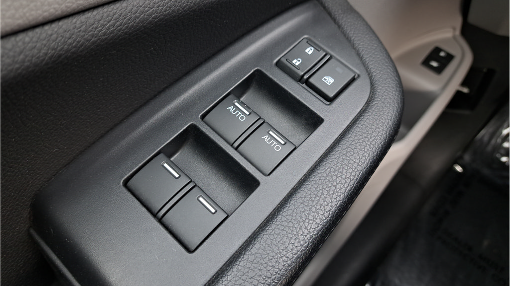 Used 2016 Honda Pilot Elite image 25