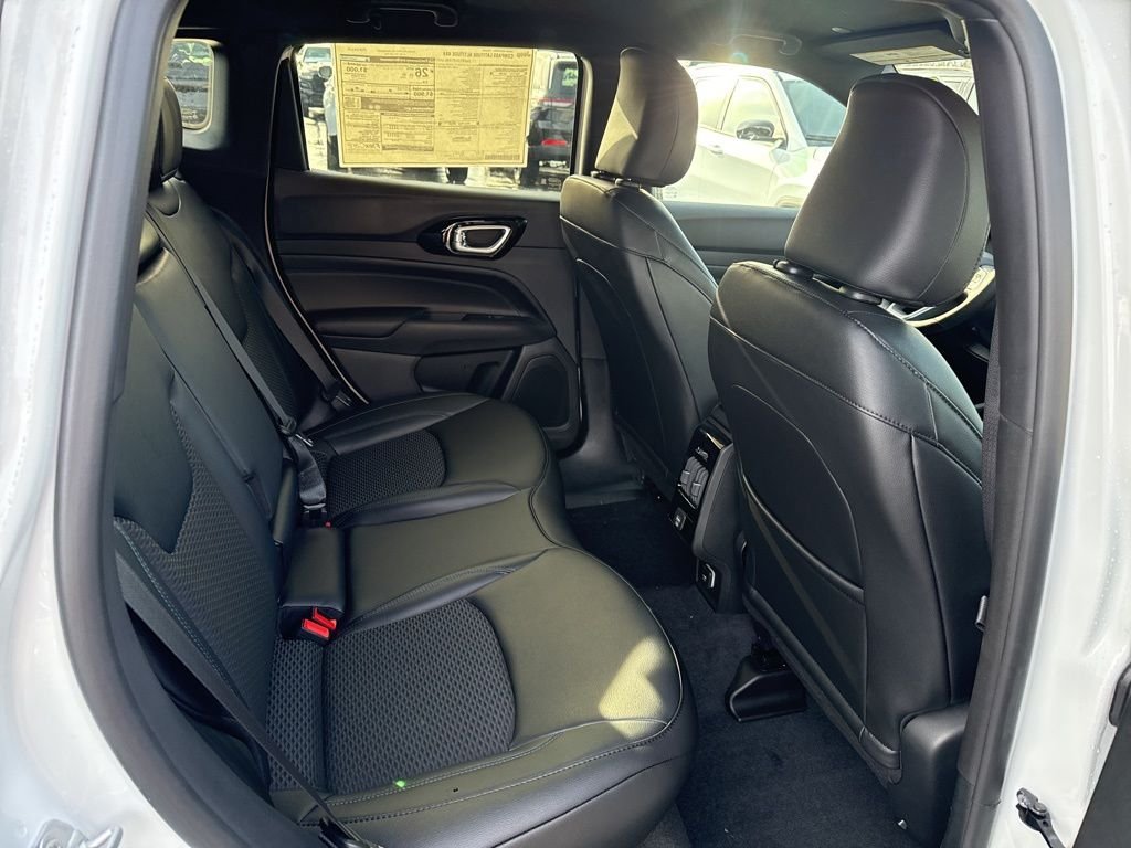 New 2026 Jeep Compass Latitude AWD/4WD image 22