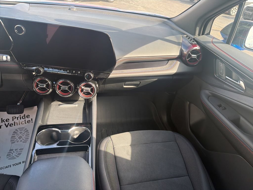 Used 2025 Chevrolet Blazer EV RS FWD image 18