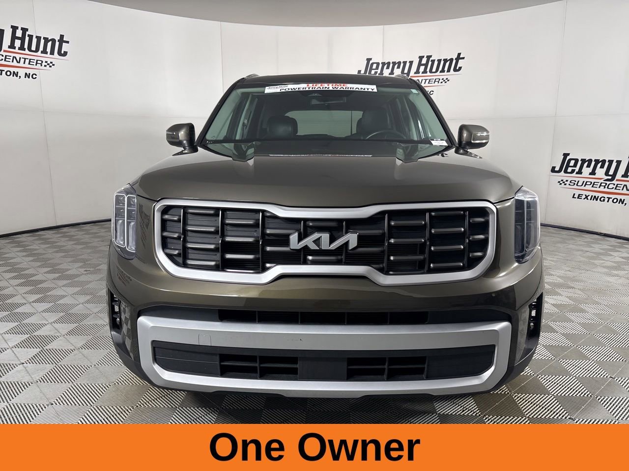 Used 2025 Kia Telluride S image 3