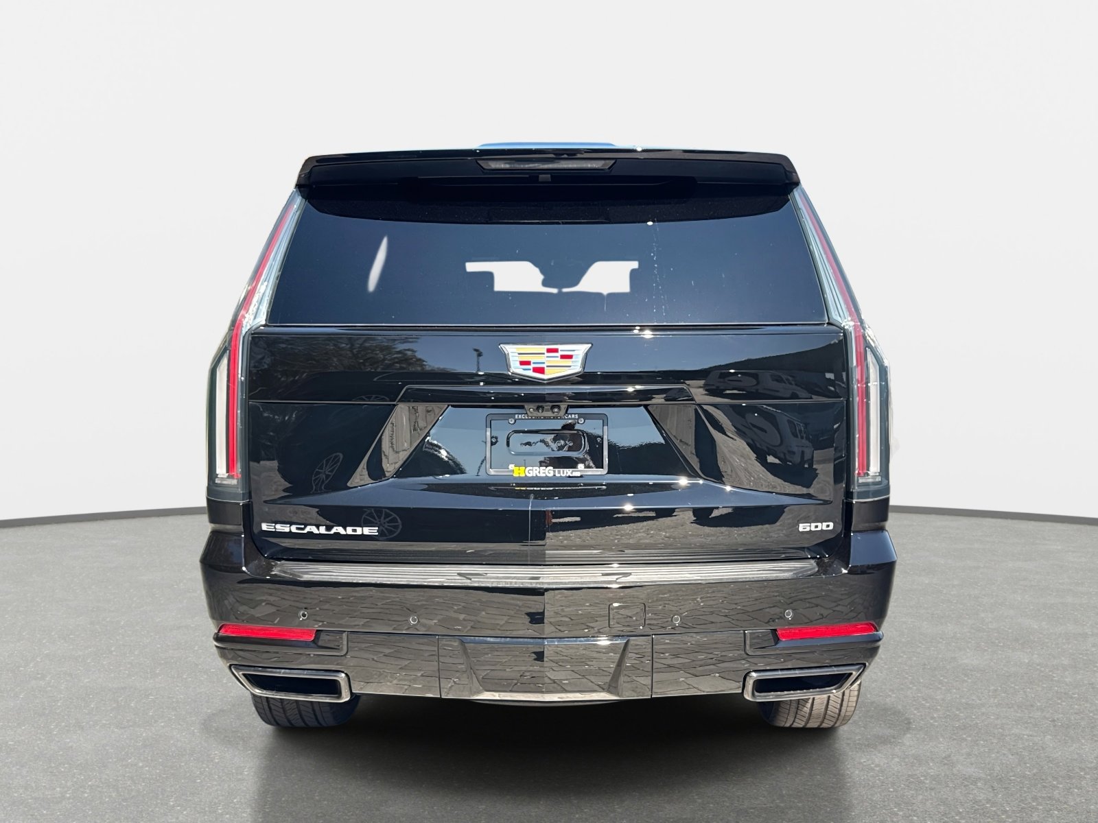 Used 2026 Cadillac Escalade Platinum Sport image 4