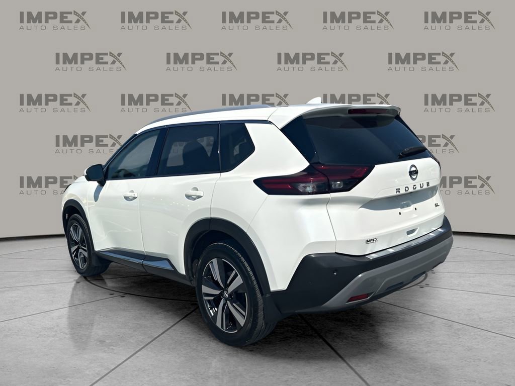 Used 2021 Nissan Rogue SL w/ Premium Package image 3