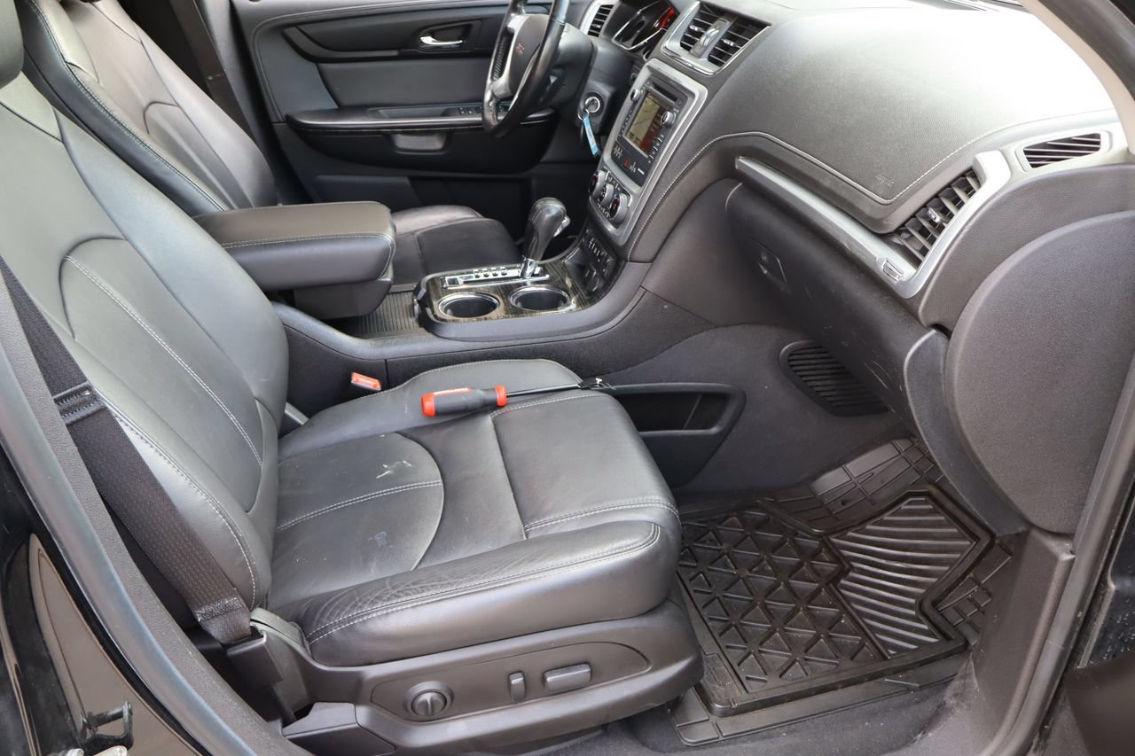 Used 2017 GMC Acadia Limited SLT AWD/4WD image 16