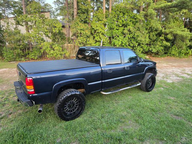 Used 2005 GMC Sierra 2500 SLT RWD image 6