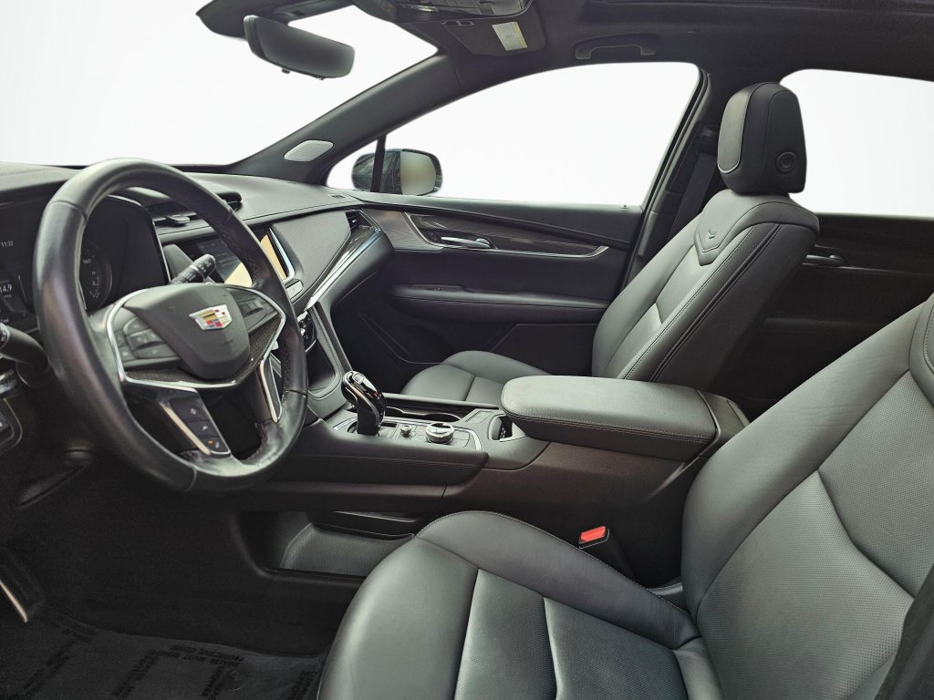 Certified 2023 Cadillac XT5 Sportv w/ Technology Package AWD/4WD image 24