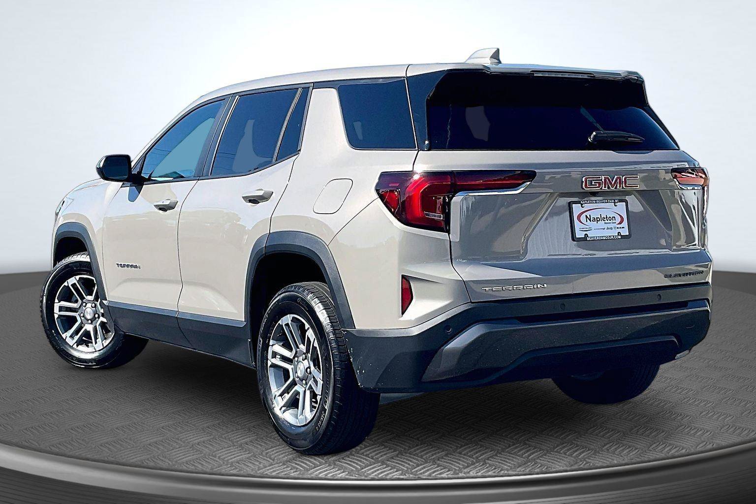 Used 2026 GMC Terrain Elevation FWD image 14