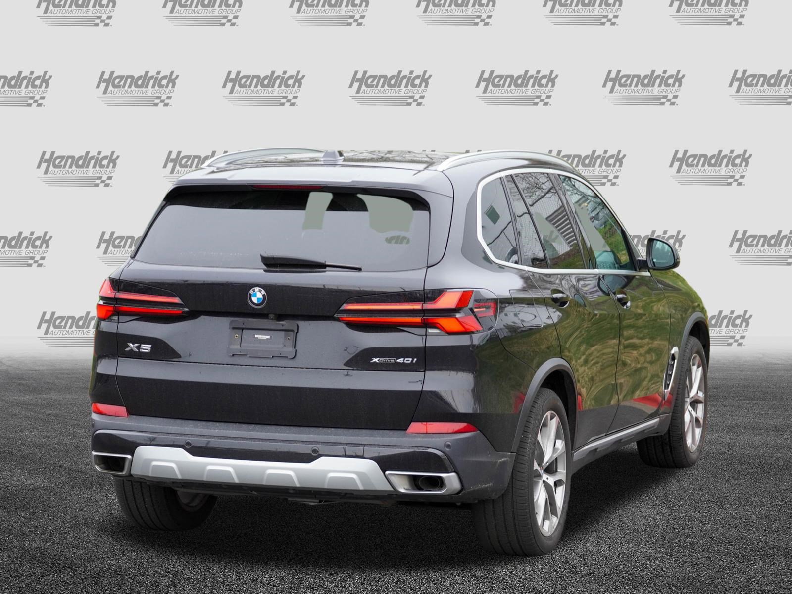 Certified 2024 BMW X5 xDrive40i w/ Premium Package AWD/4WD image 9