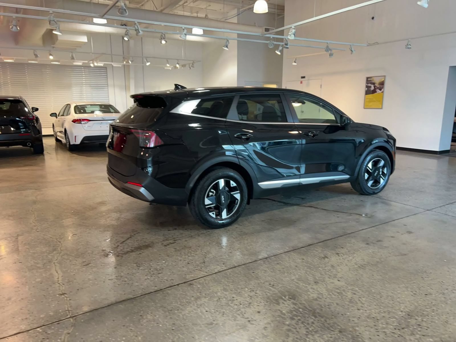 Used 2026 Kia Sportage LX FWD image 14