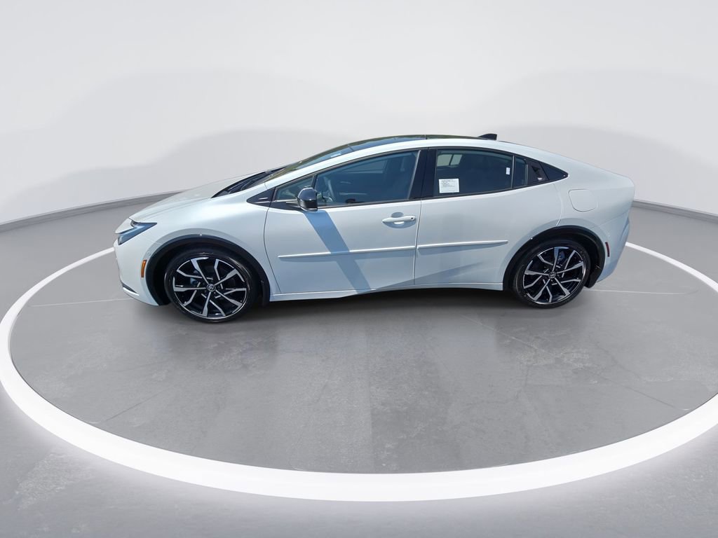 New 2025 Toyota Prius Plug-In Hybrid w/ Limited Premium Package FWD image 5
