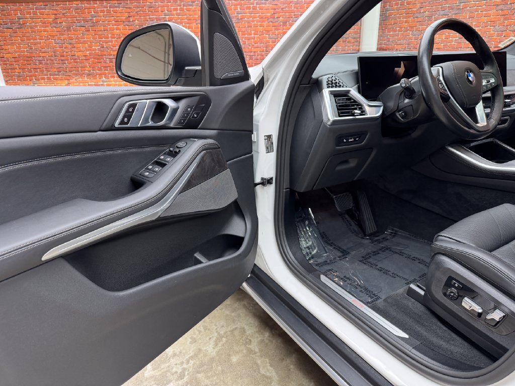 Certified 2026 BMW X5 xDrive40i w/ Climate Comfort Package AWD/4WD image 10