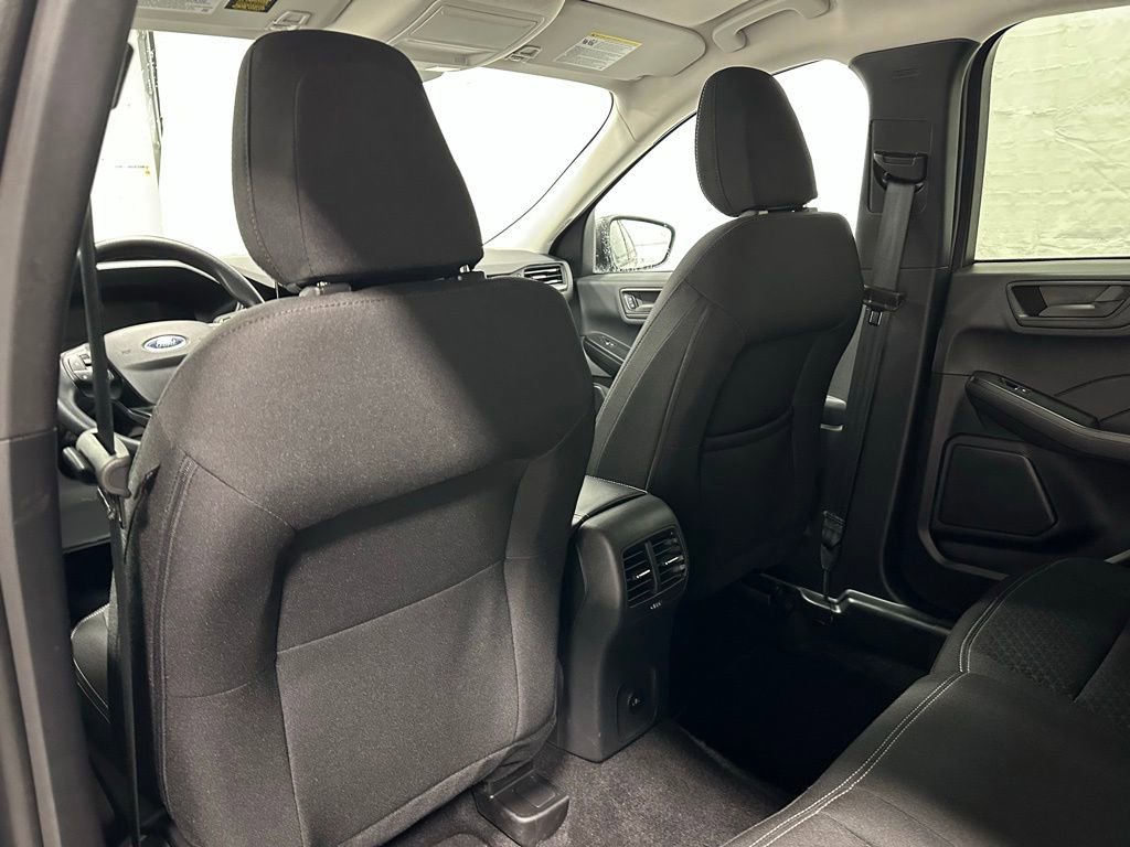 Used 2025 Ford Escape Active image 42