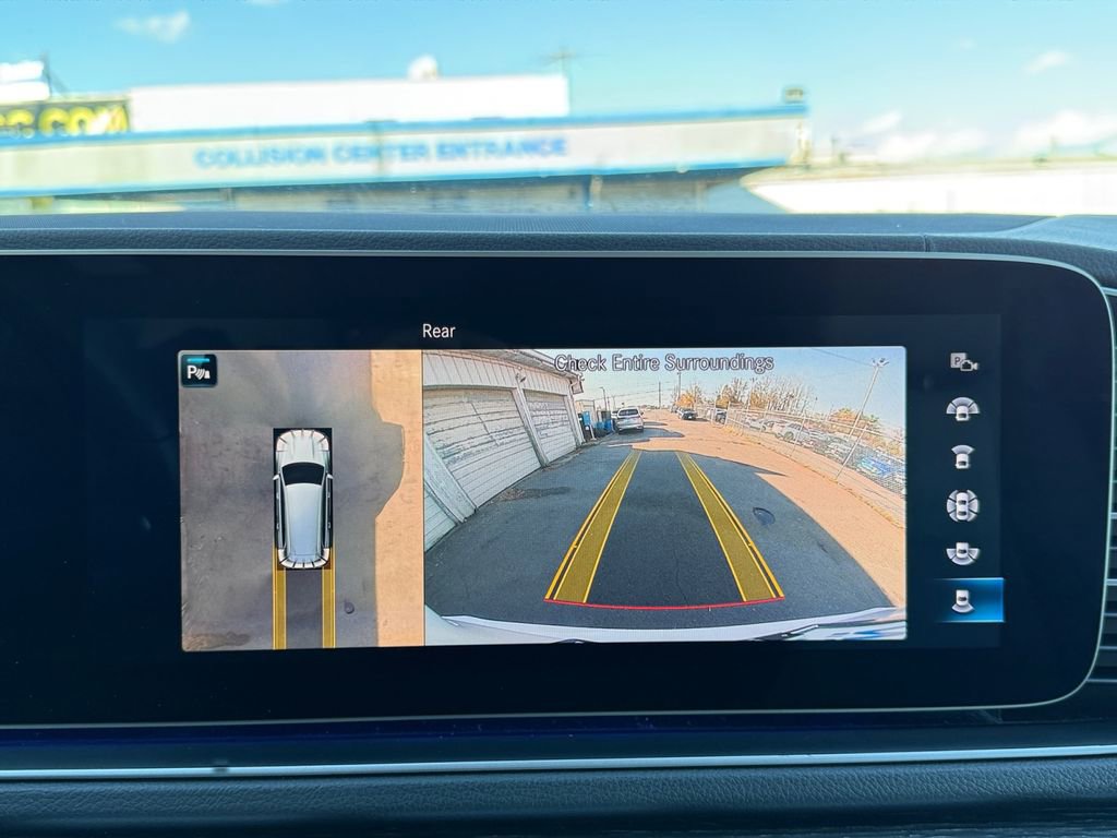 Used 2020 Mercedes-Benz GLS 450 4MATIC image 16