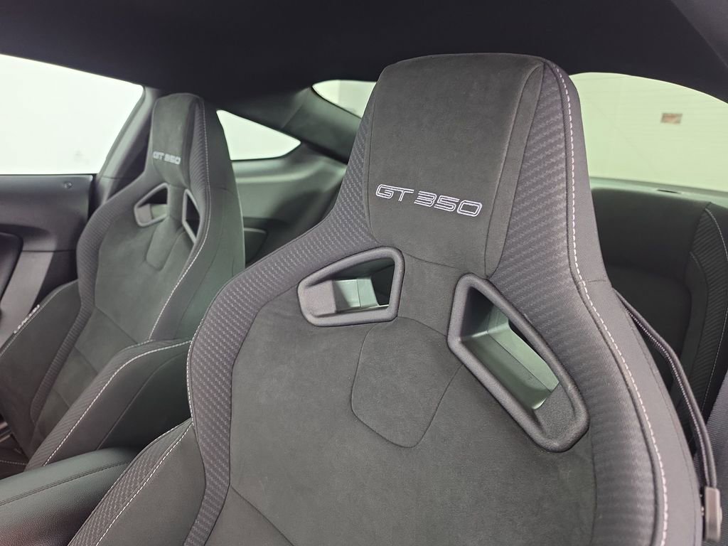 Used 2018 Ford Mustang Shelby GT350 w/ Electronics Package RWD image 9