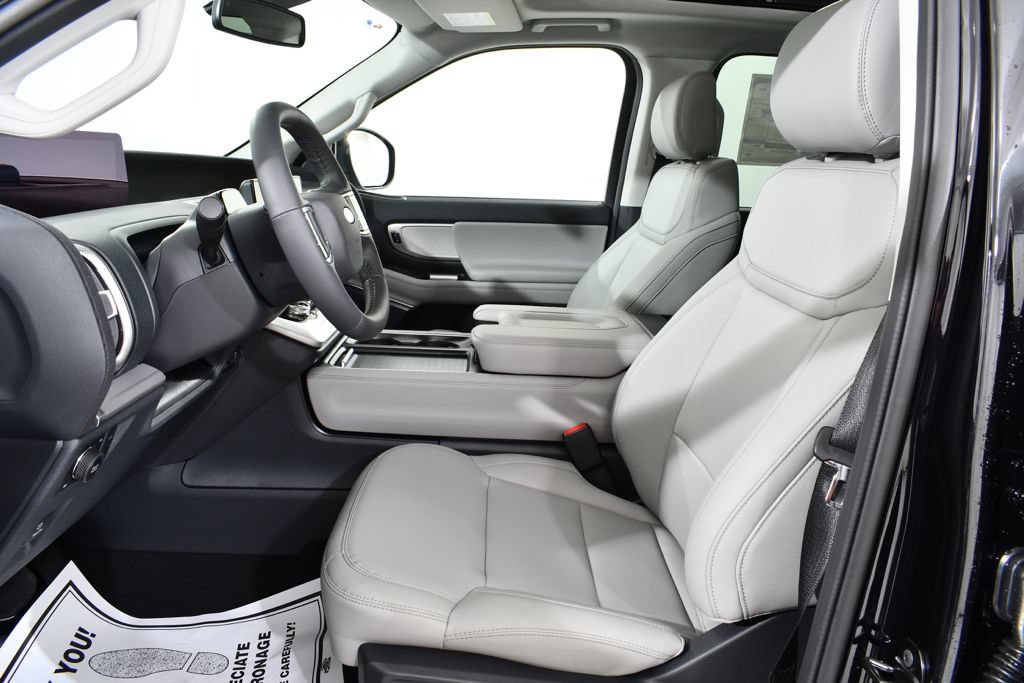 New 2026 Ford Expedition Active AWD/4WD image 6