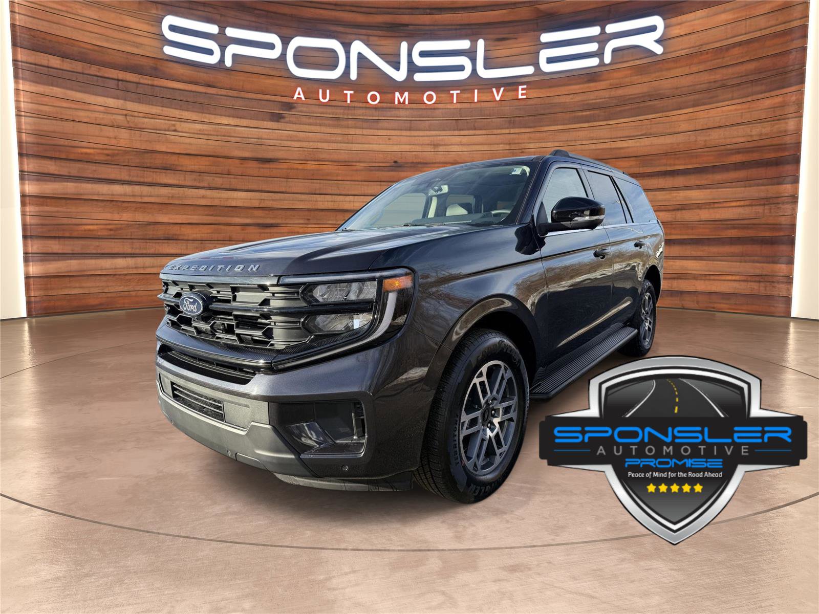 New 2026 Ford Expedition Active image 1