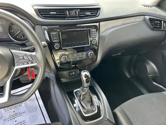 Used 2022 Nissan Rogue Sport S FWD image 22
