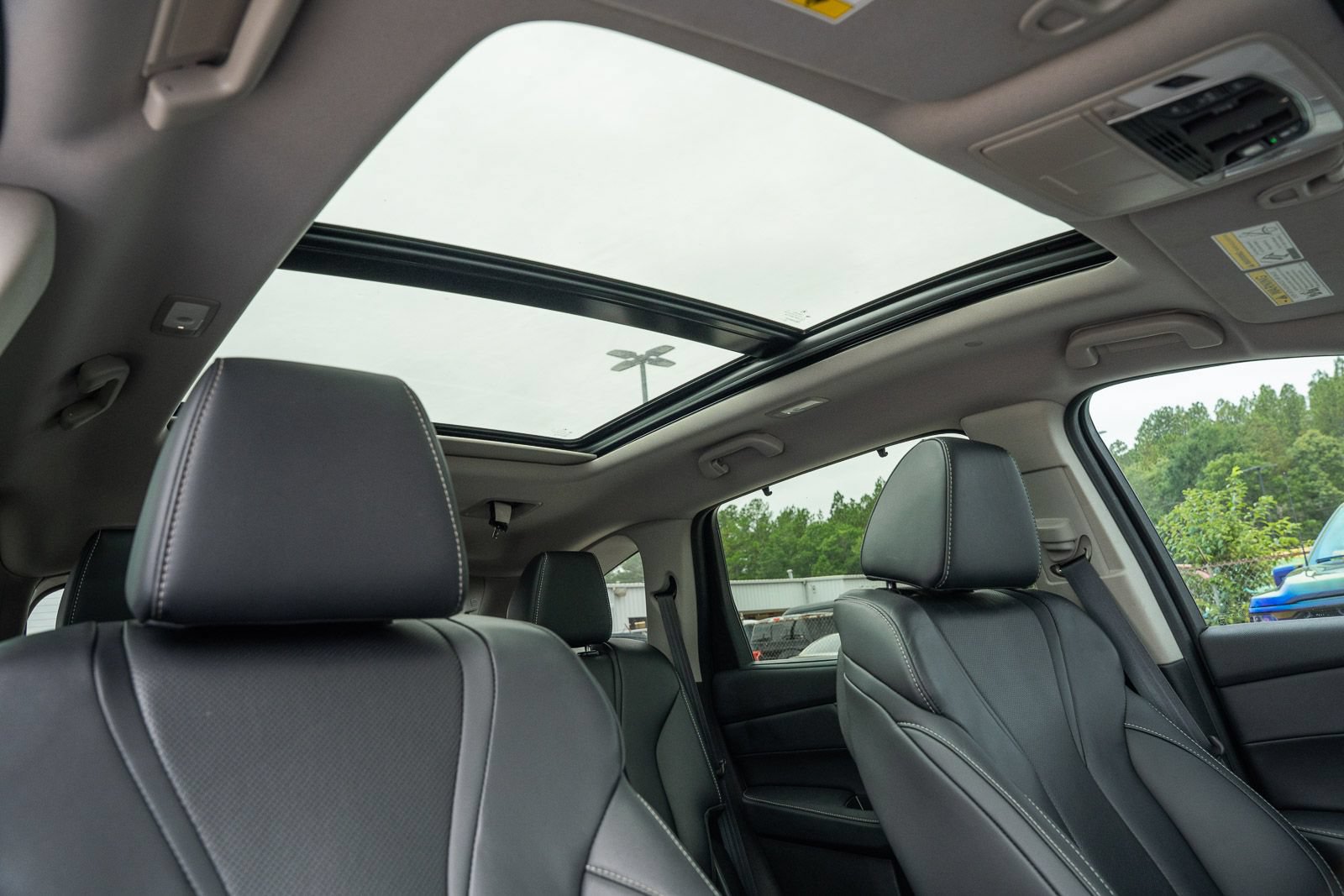 Used 2022 Acura MDX FWD w/ Technology Package image 29