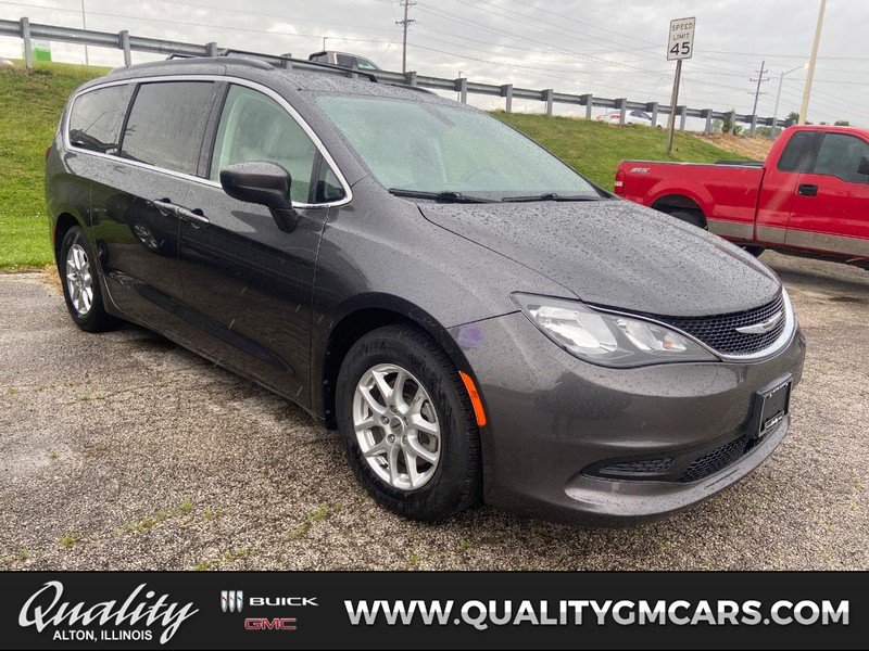 Used 2021 Chrysler Voyager Lxi FWD image 1