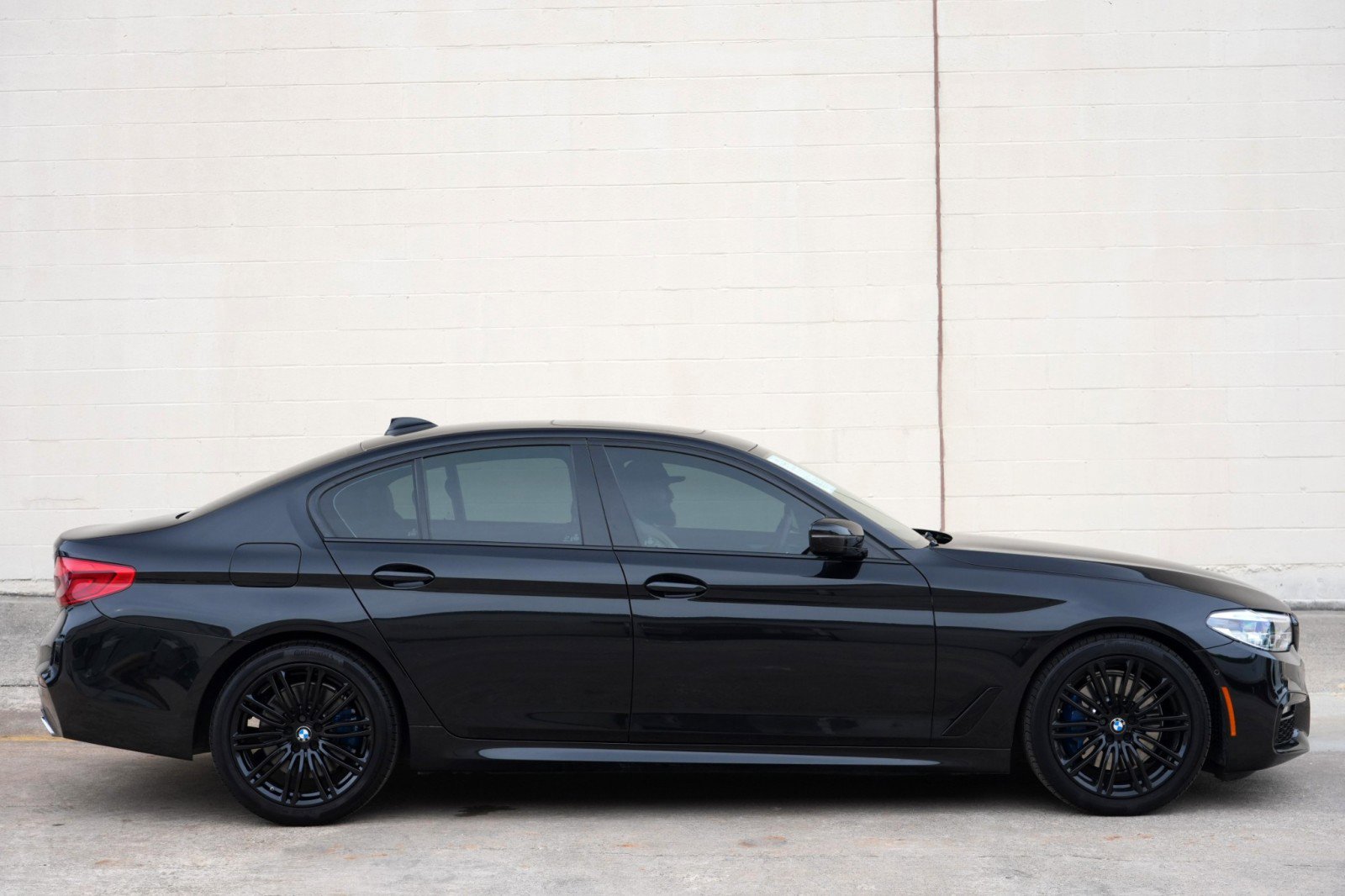 Used 2019 BMW 540i xDrive w/ M Sport Package AWD/4WD image 54