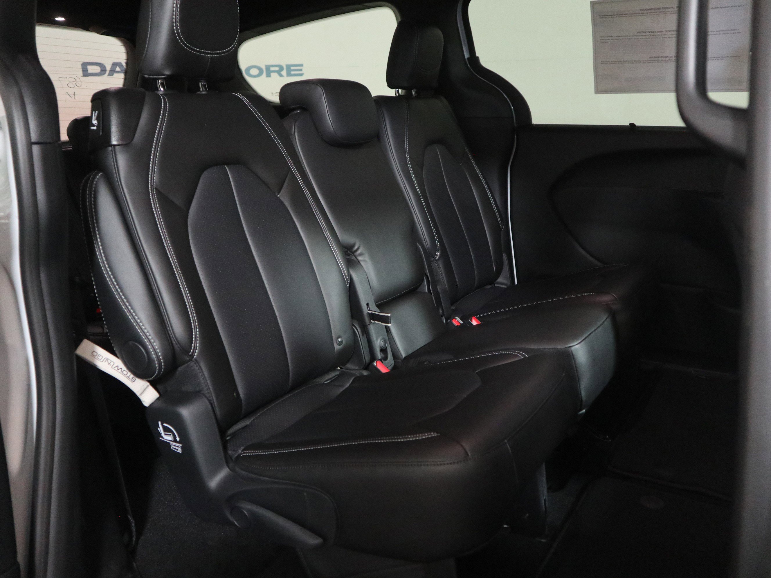 New 2026 Chrysler Pacifica Select image 21