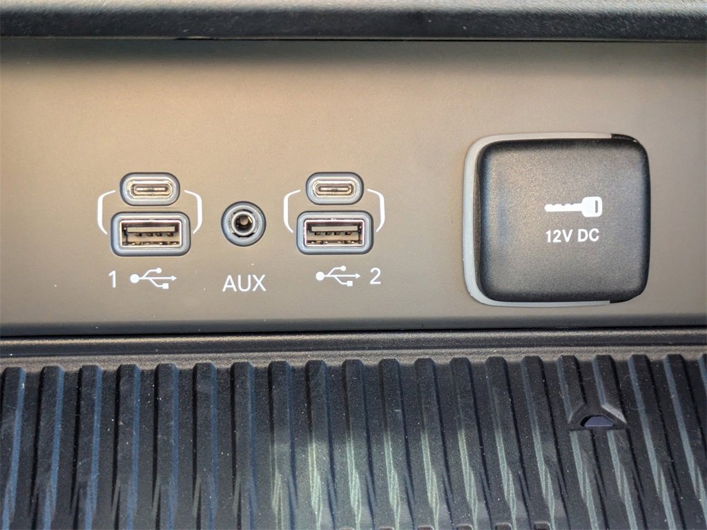 Used 2026 Jeep Grand Cherokee Limited image 25