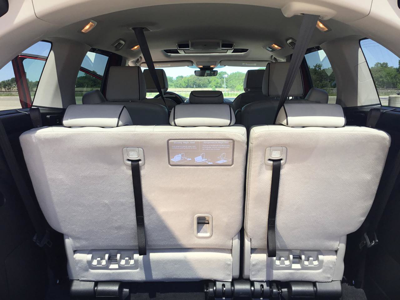 Used 2025 Honda Odyssey Touring image 23