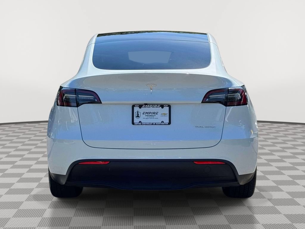 Used 2023 Tesla Model Y Long Range AWD/4WD image 6