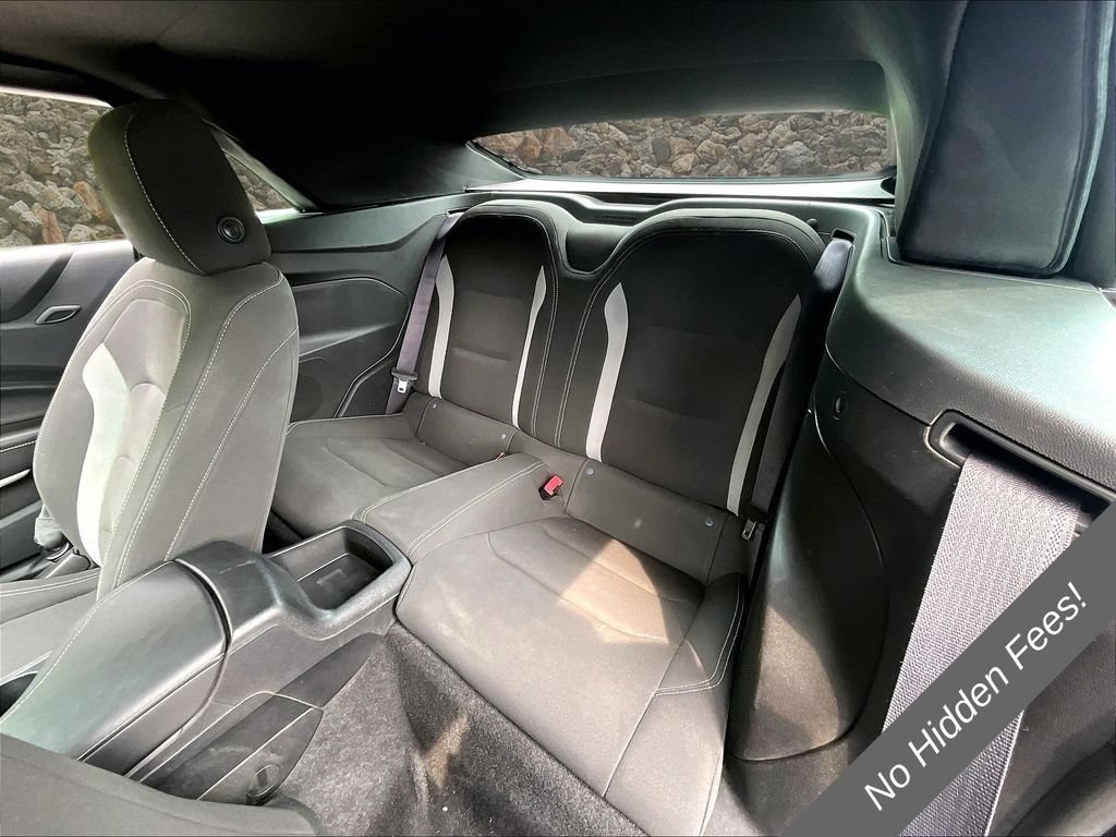 Used 2020 Chevrolet Camaro LT RWD image 21