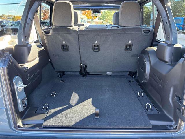 New 2025 Jeep Wrangler Unlimited Sport image 5