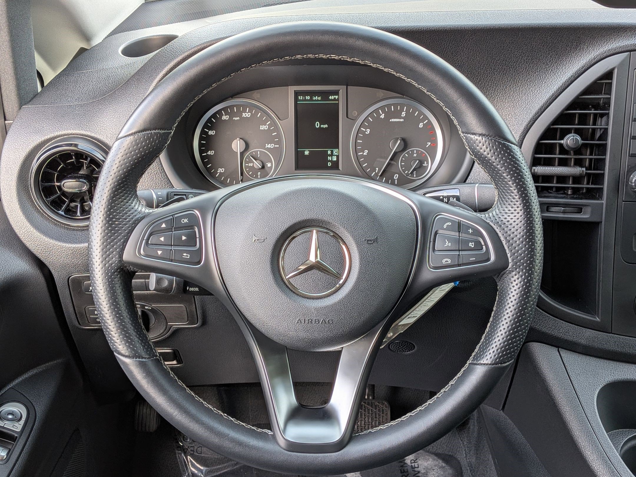 Used 2023 Mercedes-Benz Metris Passenger image 18