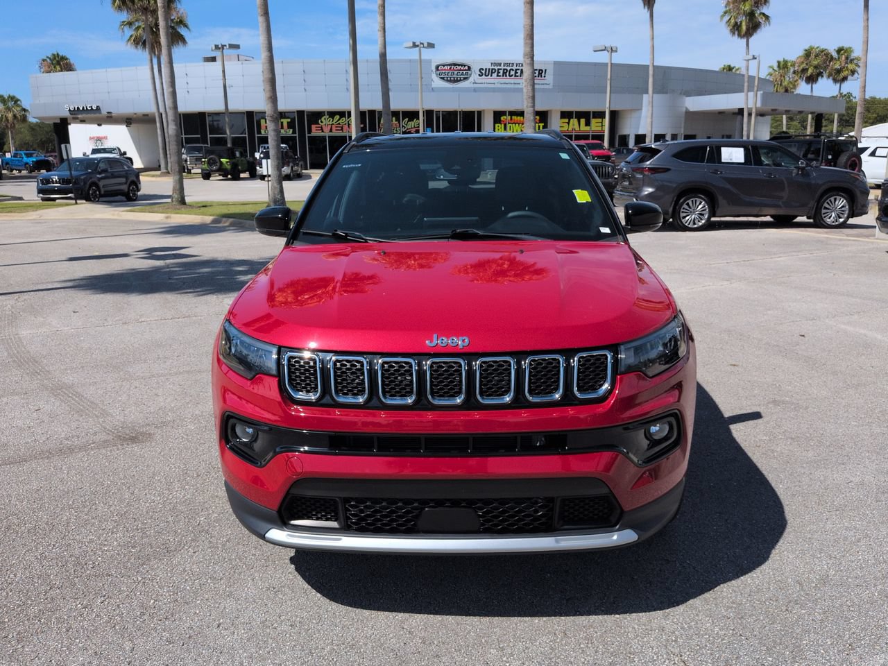 Used 2023 Jeep Compass Limited AWD/4WD image 9