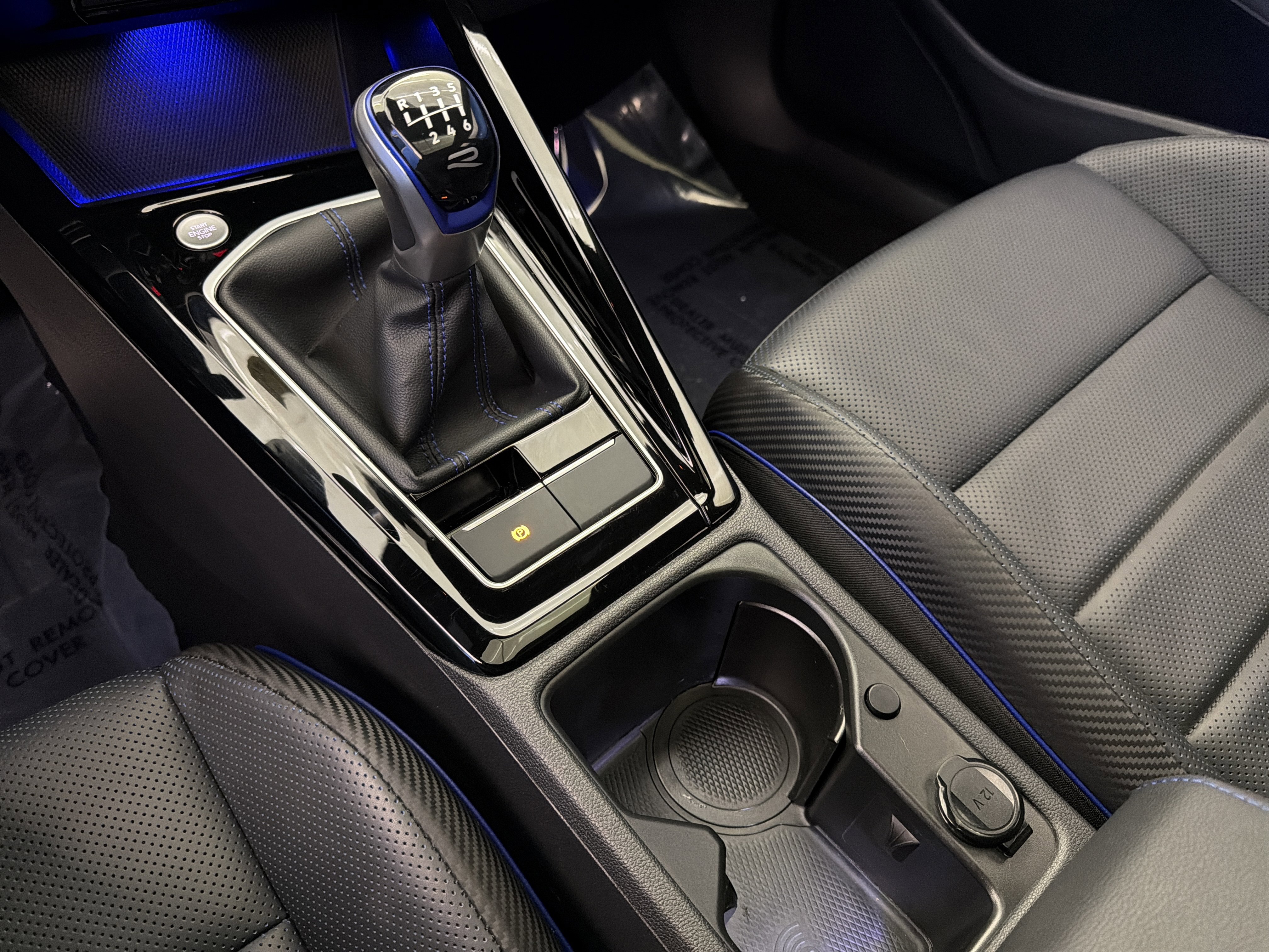 Used 2024 Volkswagen Golf R image 24