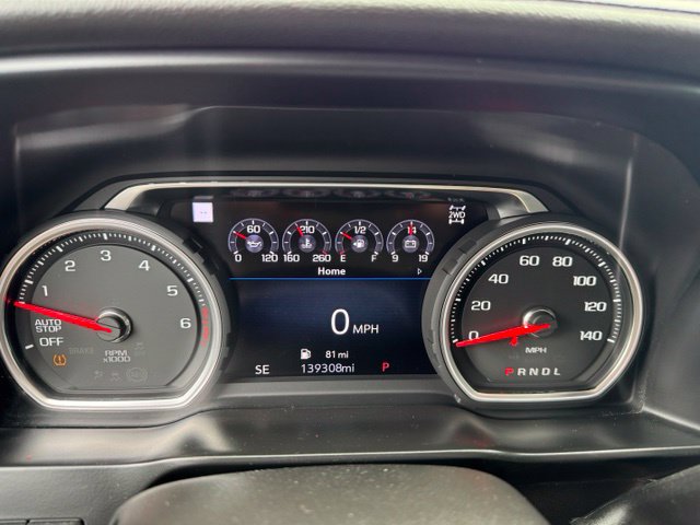 Used 2019 Chevrolet Silverado 1500 High Country w/ Technology Package AWD/4WD image 21