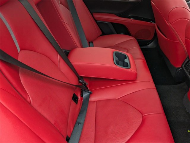 Used 2020 Toyota Camry XSE image 29