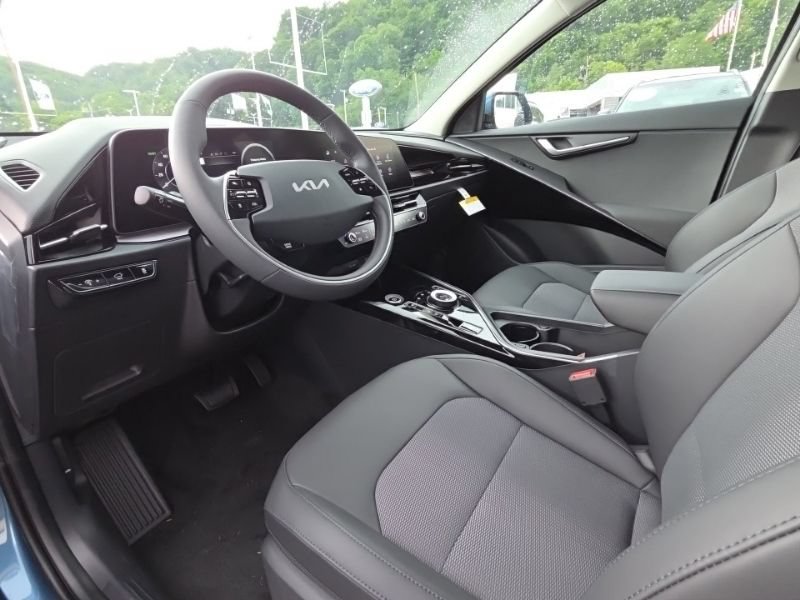 New 2026 Kia Niro Wind FWD image 25